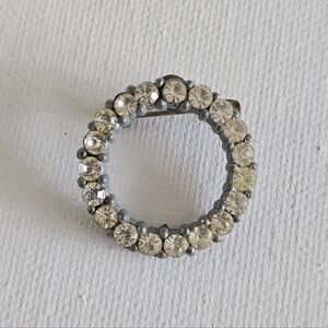 Vintage Rhinestone Ring Brooch Pin